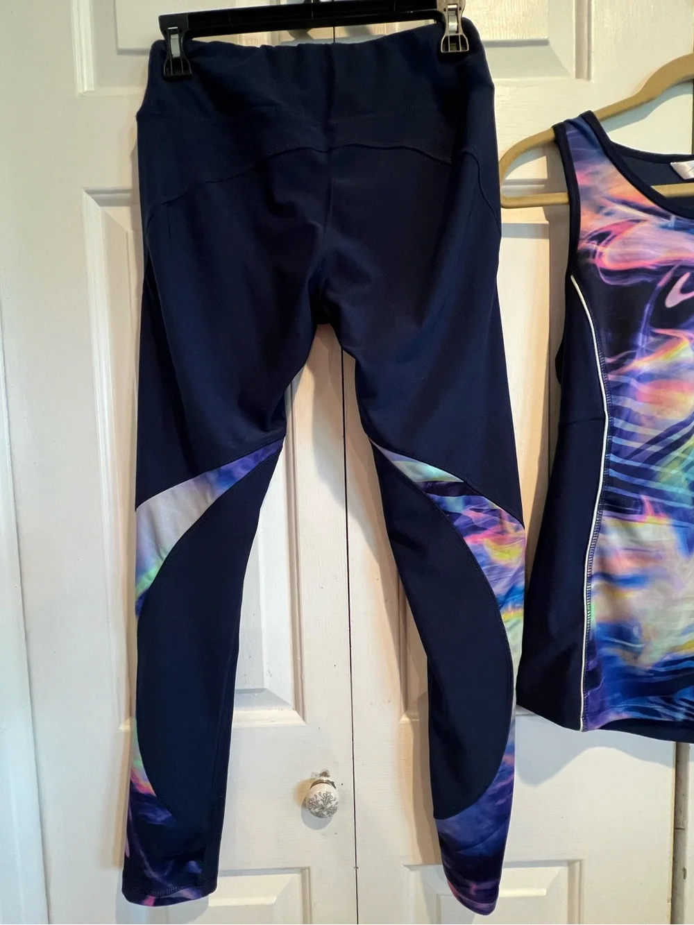 2 Pc Matching Women's Navy Active Leggings & Multicolor Tank Set, Racerback